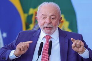 Lula pede análise sobre impacto econômico de decisão dos EUA sobre PCC e CV e deve discursar a favor de soberania
